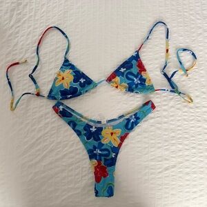 Tropical print thong bikini